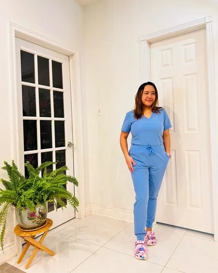 9d7c7285677dd65942fe – Shop Crocs Sneakers Collection for All-Day Comfort