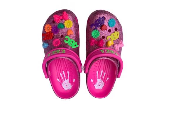 crocs classic clog lefthand la – Shop Crocs Sneakers Collection for All-Day Comfort